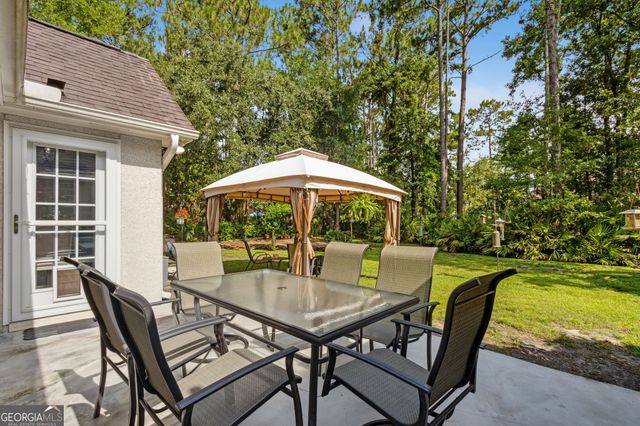 203 Cumberland Drive, Kingsland, GA 31548