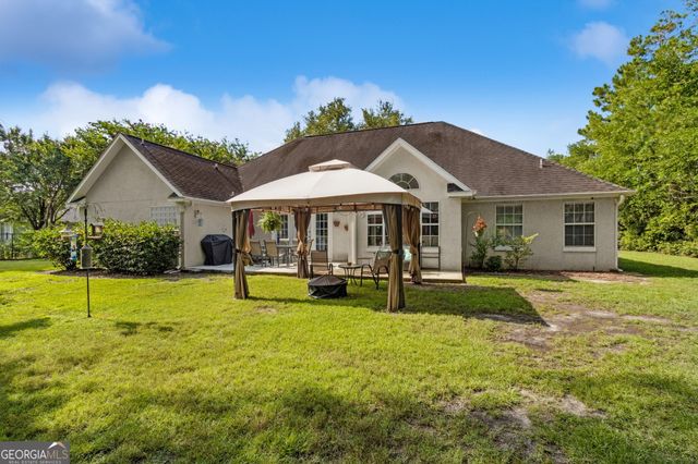 203 Cumberland Drive, Kingsland, GA 31548