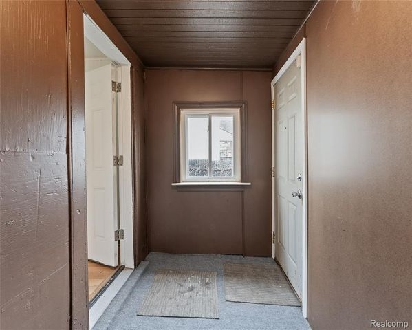 5808 Mcclellan Street, Detroit, MI 48213