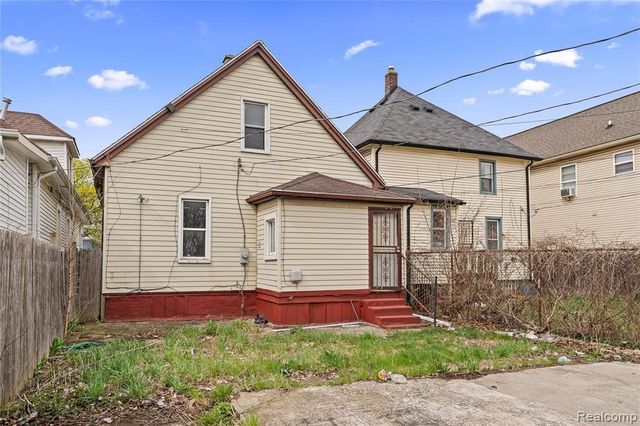 5808 Mcclellan Street, Detroit, MI 48213