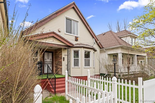 5808 Mcclellan Street, Detroit, MI 48213