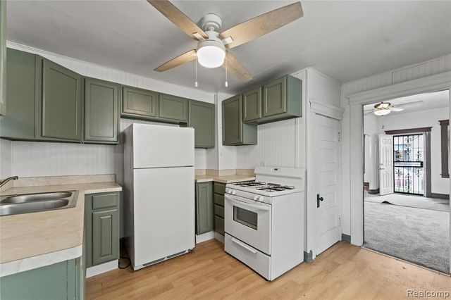 5808 Mcclellan Street, Detroit, MI 48213