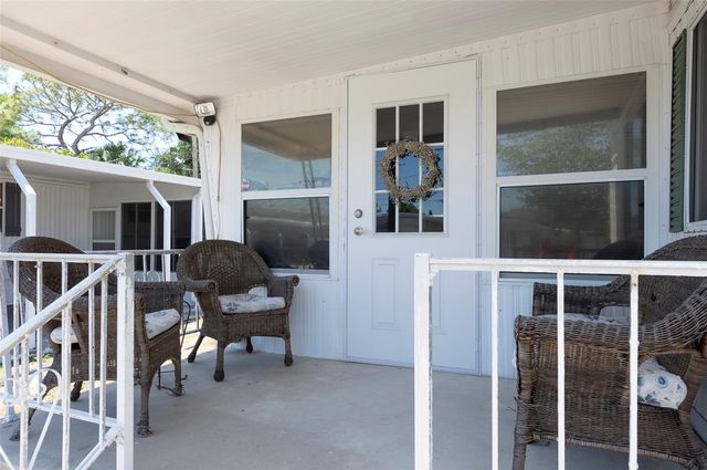 4368 72ND WAY N 111, St Petersburg, FL 33709