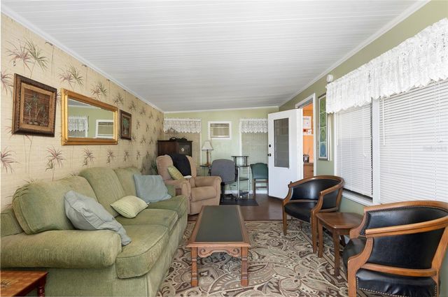 4368 72ND WAY N 111, St Petersburg, FL 33709