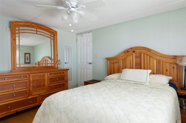 4368 72ND WAY N 111, St Petersburg, FL 33709