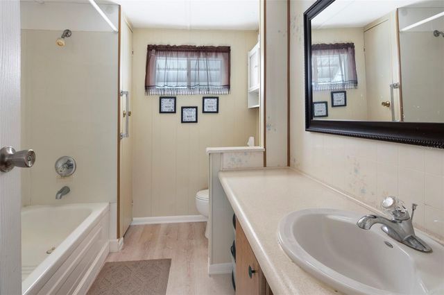 4368 72ND WAY N 111, St Petersburg, FL 33709