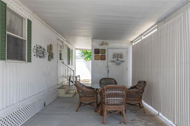 4368 72ND WAY N 111, St Petersburg, FL 33709