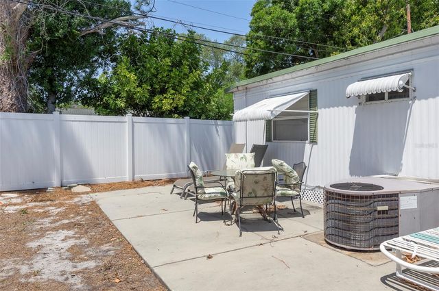 4368 72ND WAY N 111, St Petersburg, FL 33709