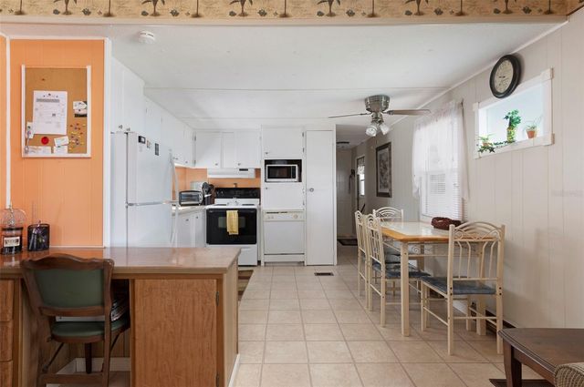 4368 72ND WAY N 111, St Petersburg, FL 33709