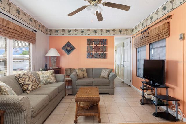 4368 72ND WAY N 111, St Petersburg, FL 33709