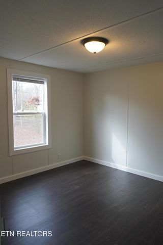 1418 Fina Lane, Dandridge, TN 37725