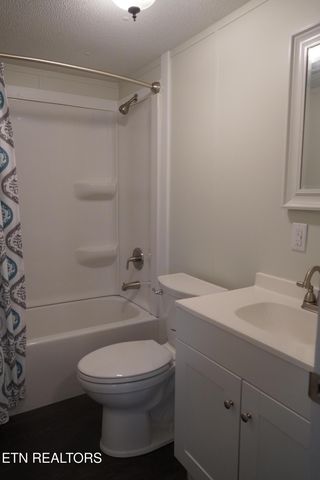 1418 Fina Lane, Dandridge, TN 37725