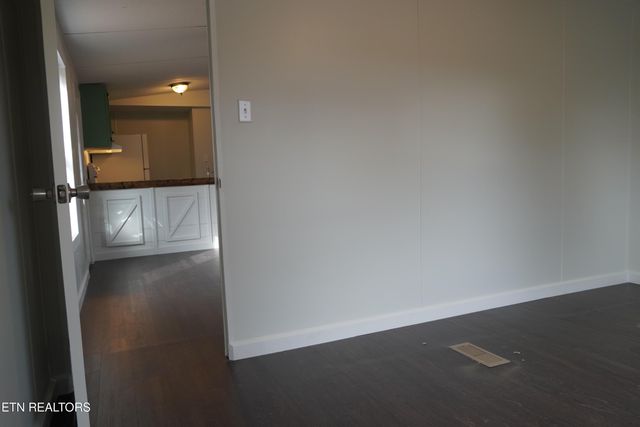 1418 Fina Lane, Dandridge, TN 37725