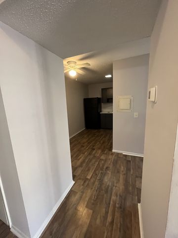 441 Harding Pl Apt E10, Nashville, TN 37211