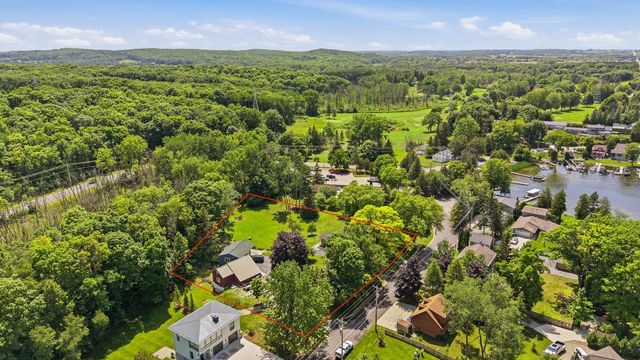 W6467 Birch Tree ROAD, Plymouth, WI 53073