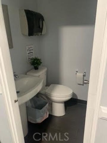 3028 W Ball Road, Anaheim, CA 92804