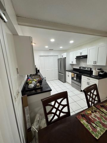 3639 Ivanhoe Avenue, Boynton Beach, FL 33436