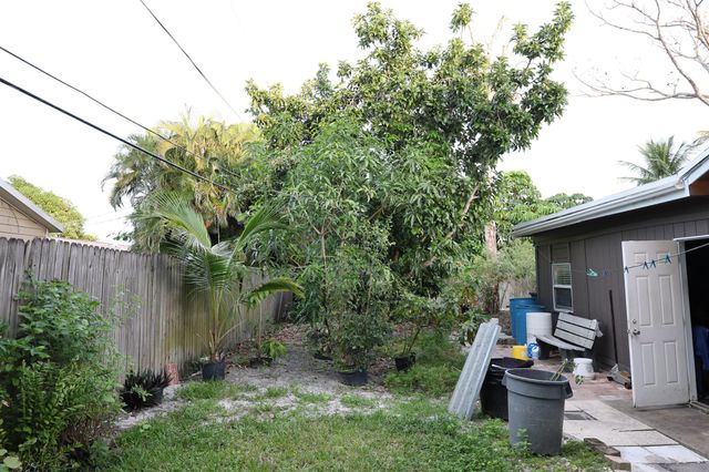 3639 Ivanhoe Avenue, Boynton Beach, FL 33436