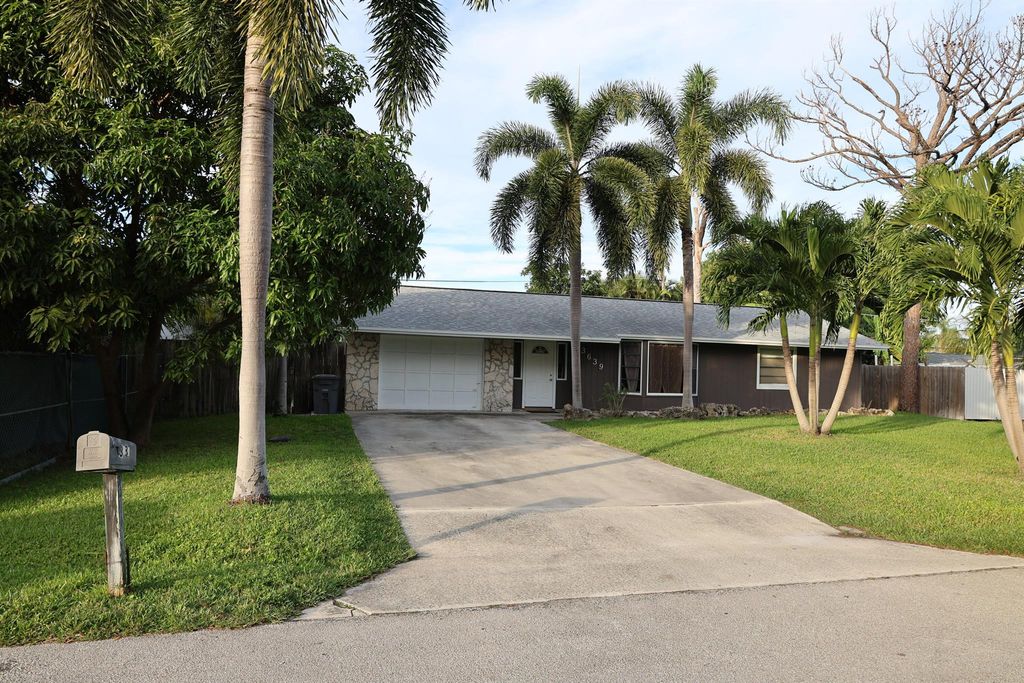3639 Ivanhoe Avenue, Boynton Beach, FL 33436