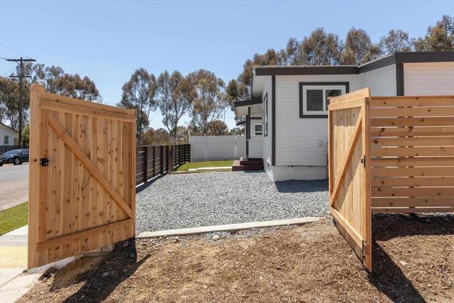 4020 22 Dwight St, San Diego, CA 92105