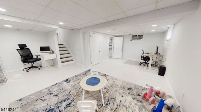 13 Moryan Rd, Edison Twp., NJ 08817