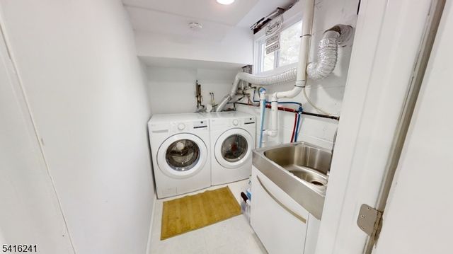 13 Moryan Rd, Edison Twp., NJ 08817