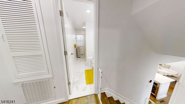 13 Moryan Rd, Edison Twp., NJ 08817