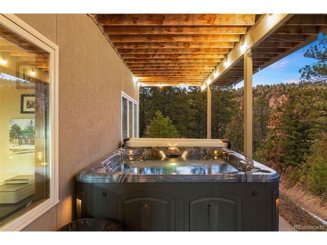 2122 Montane Dr, Golden, CO 80401