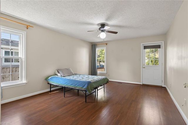 1100 Woodsmans CT, Chesapeake, VA 23320