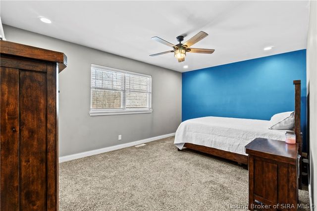 3082 Wooded Way, Jeffersonville, IN 47130