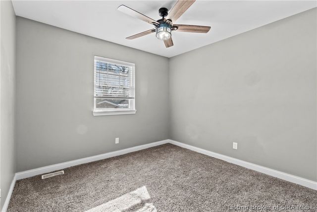 3082 Wooded Way, Jeffersonville, IN 47130