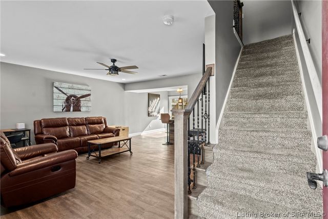 3082 Wooded Way, Jeffersonville, IN 47130