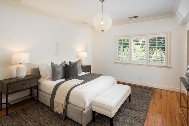 393 Atherton Avenue, Atherton, CA 94027