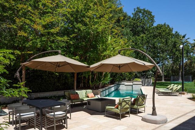 393 Atherton Avenue, Atherton, CA 94027