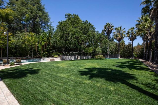 393 Atherton Avenue, Atherton, CA 94027