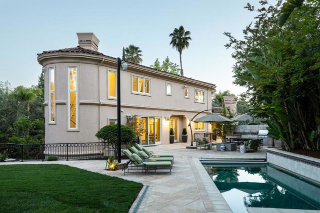 393 Atherton Avenue, Atherton, CA 94027