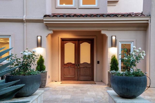 393 Atherton Avenue, Atherton, CA 94027