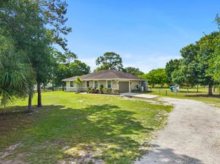 13398 N 57th Pl Place N, West Palm Beach, FL 33411