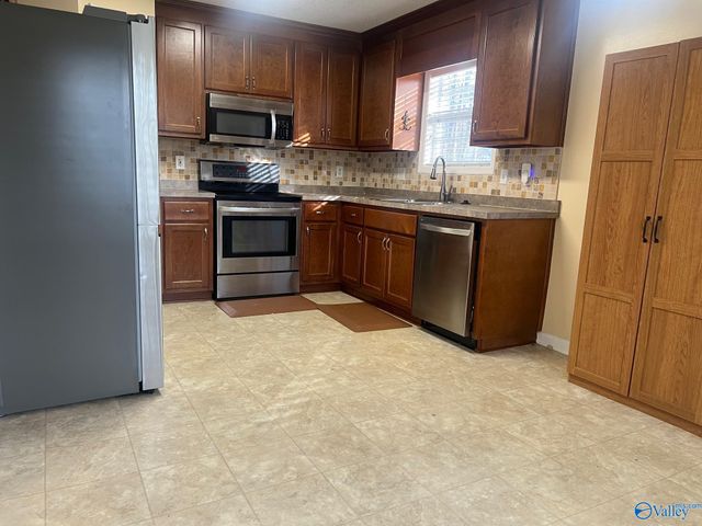 108 Ann Bradley Drive, Huntsville, AL 35811