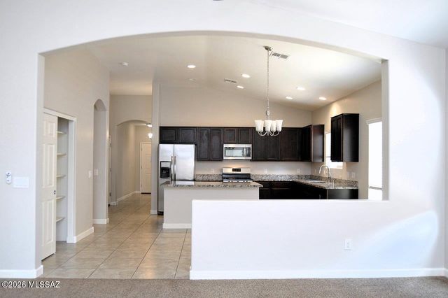 9073 W Birchover Drive, Marana, AZ 85653