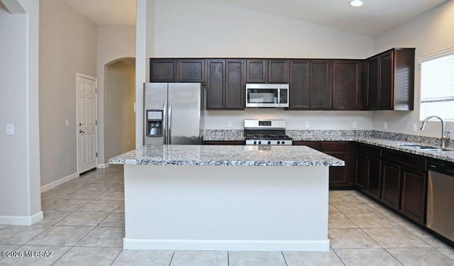 9073 W Birchover Drive, Marana, AZ 85653