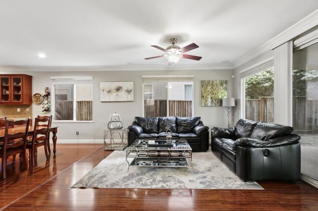 7729 Tennis Ct, Antelope, CA 95843