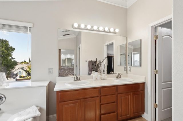 7729 Tennis Ct, Antelope, CA 95843