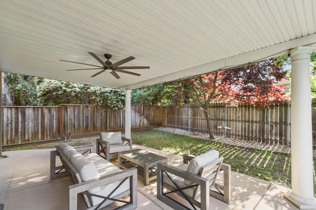 7729 Tennis Ct, Antelope, CA 95843