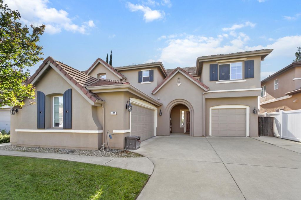 7729 Tennis Ct, Antelope, CA 95843