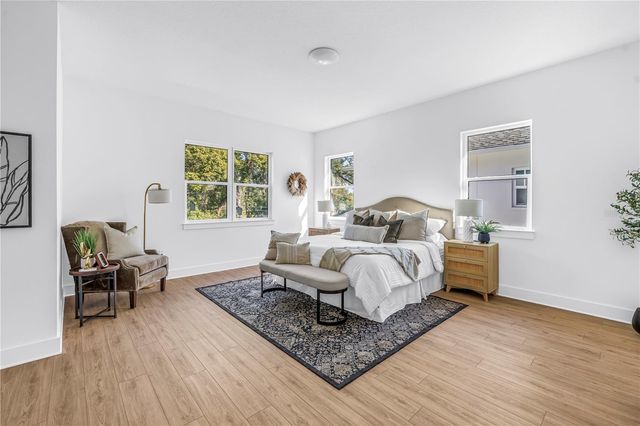 1025 42ND AVENUE N, St Petersburg, FL 33703