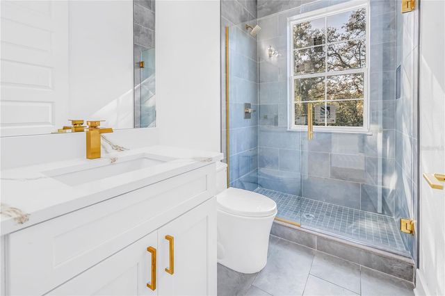 1025 42ND AVENUE N, St Petersburg, FL 33703