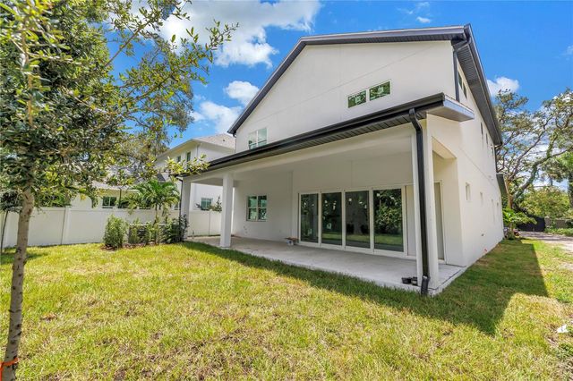 1025 42ND AVENUE N, St Petersburg, FL 33703