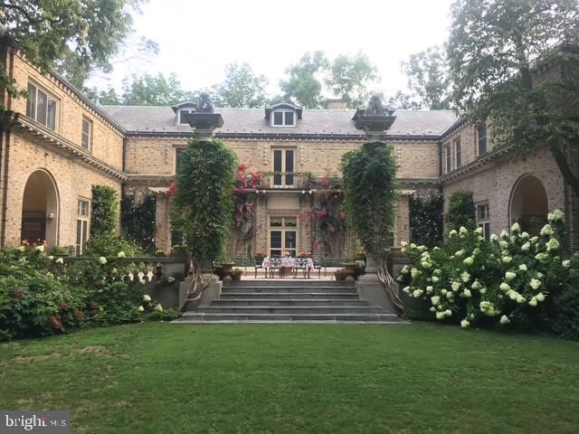 745 NEWTOWN RD, Villanova, PA 19085