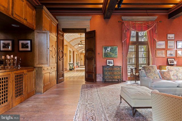745 NEWTOWN RD, Villanova, PA 19085